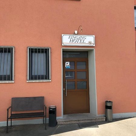 Hotel Stadt-Lindau Neu-Ulm Buitenkant foto