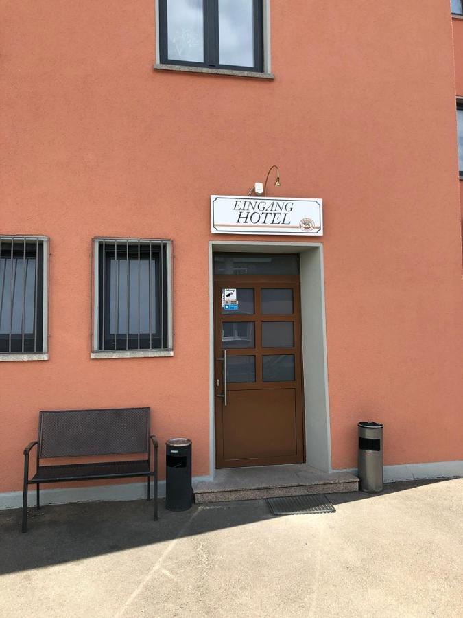 Hotel Stadt-Lindau Neu-Ulm Buitenkant foto
